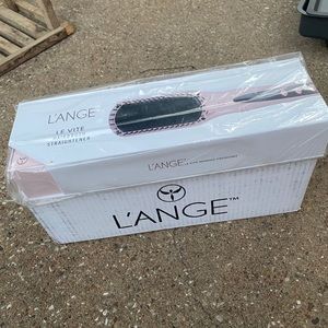 L’ange Le Vite hairbrush straightener
